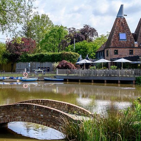 Wavehorne Vineyard Oast Sleeps 25ヴィラ エクステリア 写真
