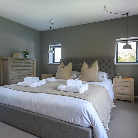 Wavehorne Vineyard Oast Sleeps 25ヴィラ エクステリア 写真