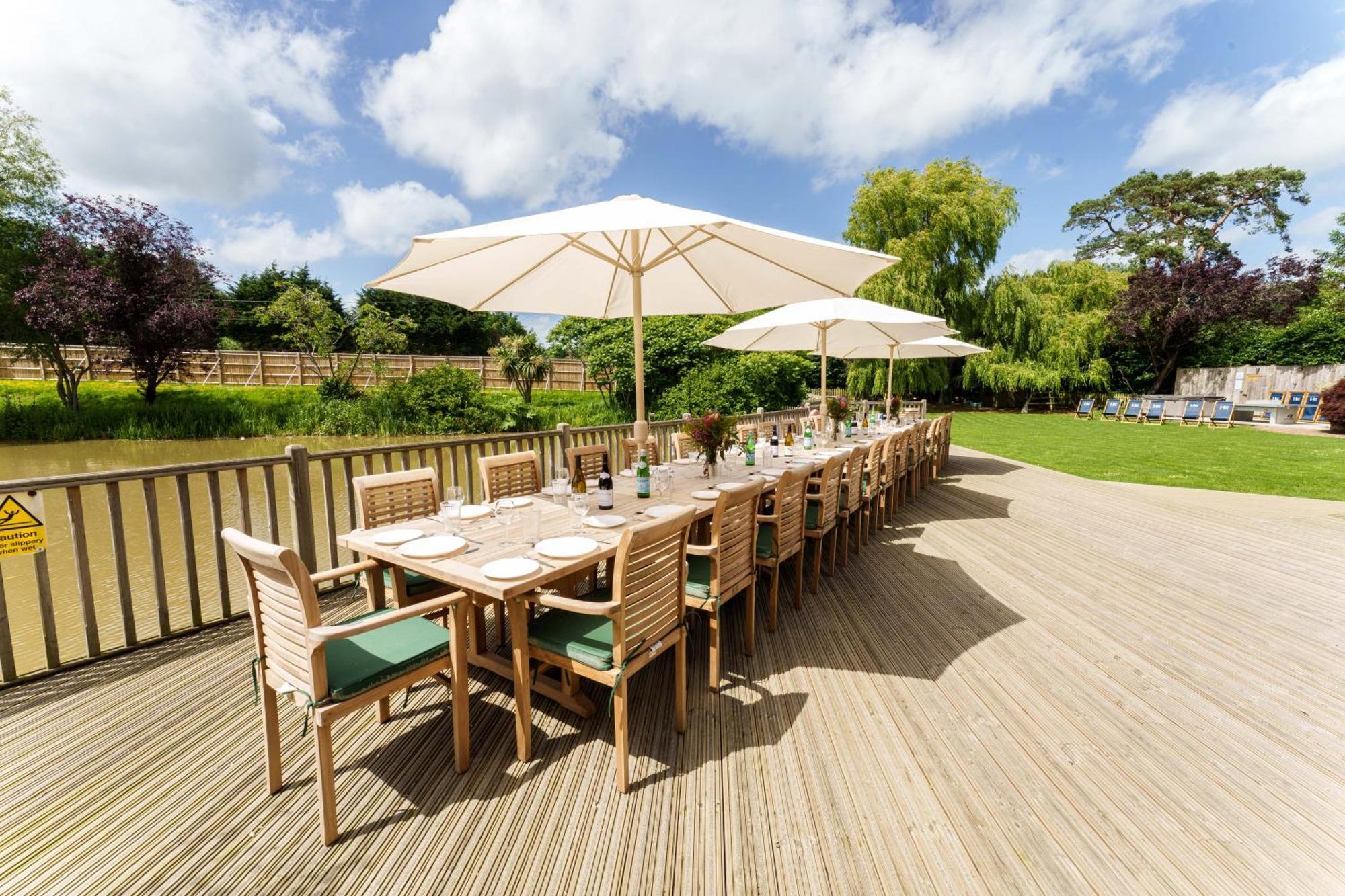 Wavehorne Vineyard Oast Sleeps 25ヴィラ エクステリア 写真