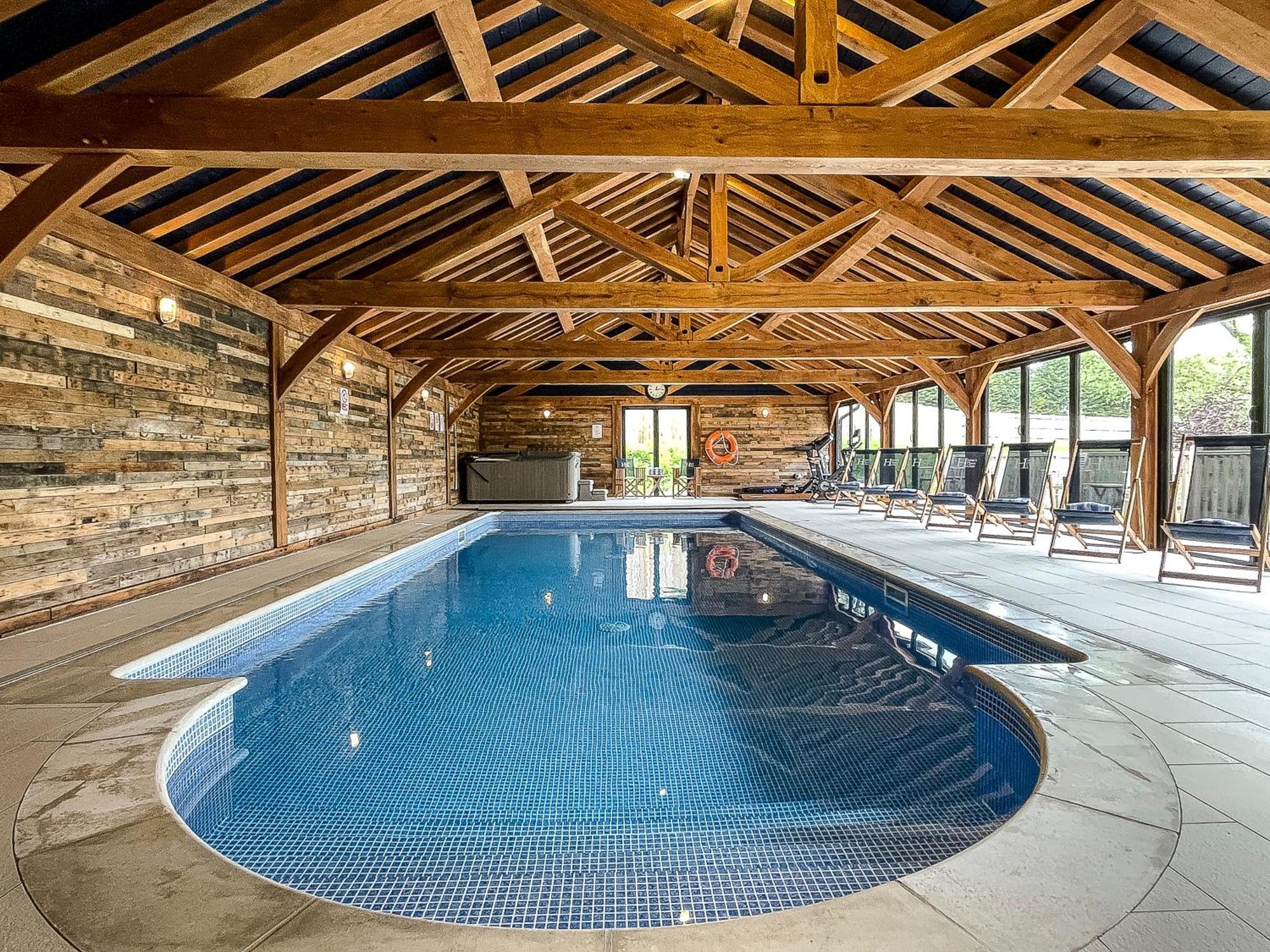 Wavehorne Vineyard Oast Sleeps 25ヴィラ エクステリア 写真