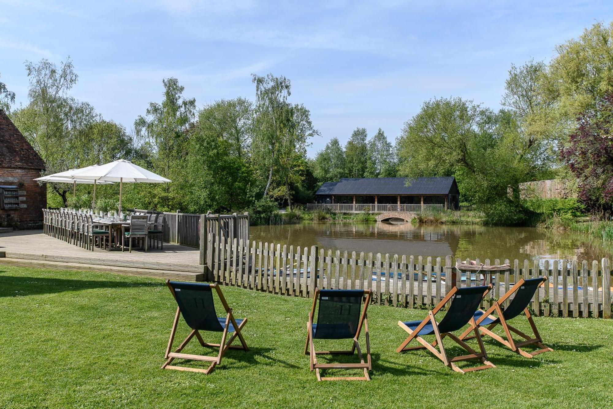 Wavehorne Vineyard Oast Sleeps 25ヴィラ エクステリア 写真